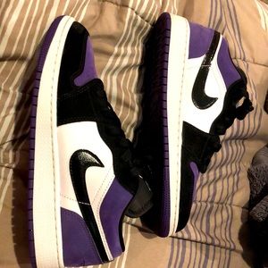Jordan 1 Court Purple Size 6